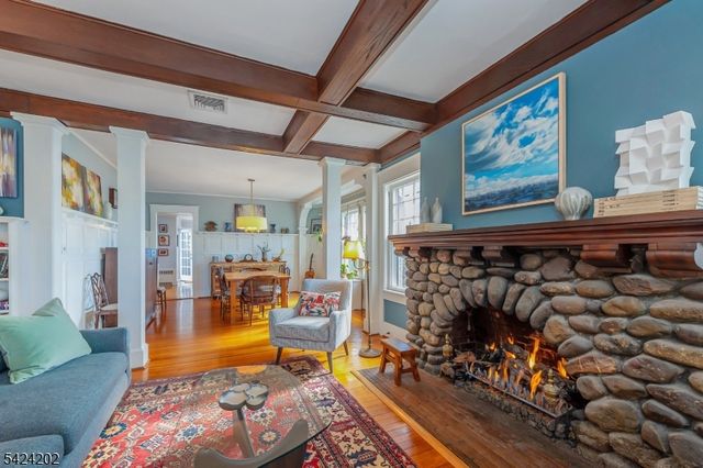 105 Durand Rd, Maplewood Twp., NJ 07040