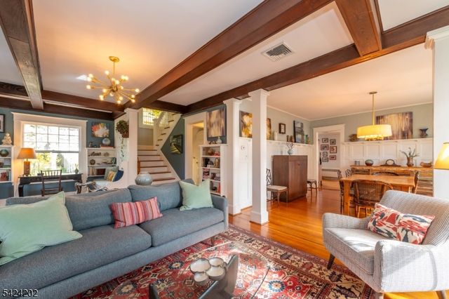 105 Durand Rd, Maplewood Twp., NJ 07040