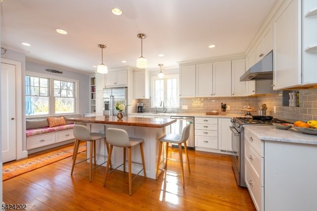 105 Durand Rd, Maplewood Twp., NJ 07040