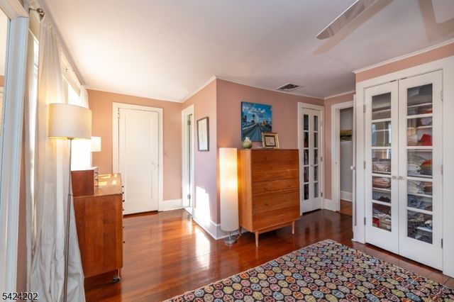 105 Durand Rd, Maplewood Twp., NJ 07040
