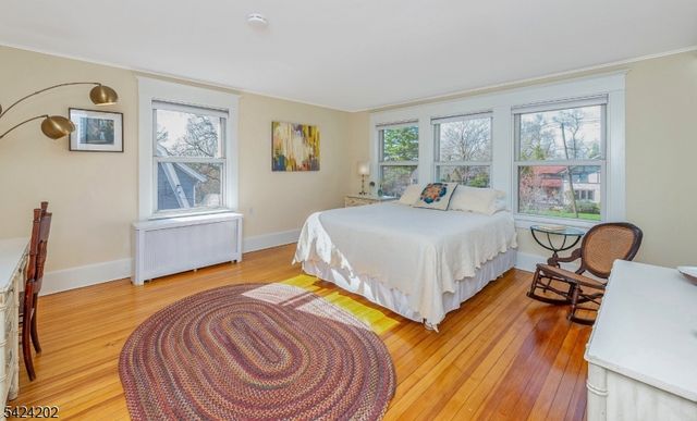 105 Durand Rd, Maplewood Twp., NJ 07040
