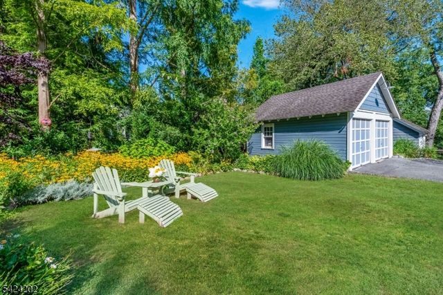 105 Durand Rd, Maplewood Twp., NJ 07040