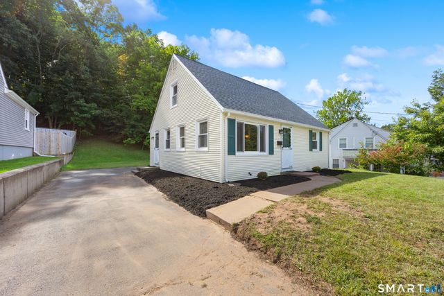 26 Southington Avenue, Southington, CT 06489