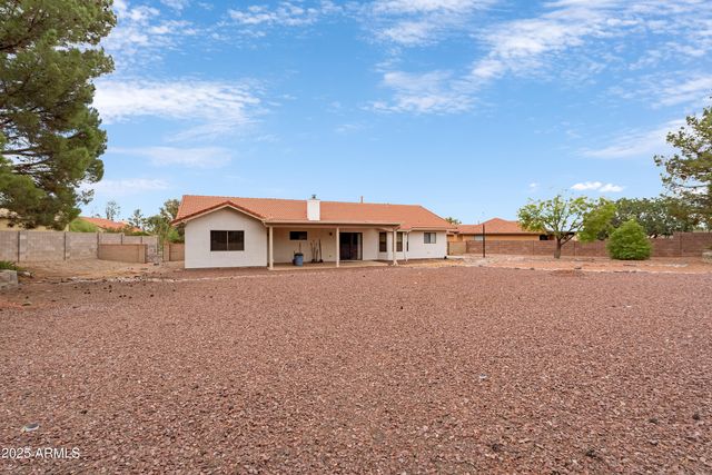 1880 SUNBURST Place, Sierra Vista, AZ 85635