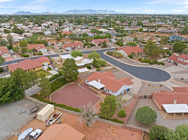 1880 SUNBURST Place, Sierra Vista, AZ 85635