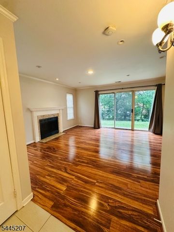231 Mcauliffe Ct, Franklin Twp., NJ 08873