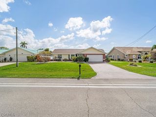 2608 Everest PKWY, Cape Coral, FL 33904