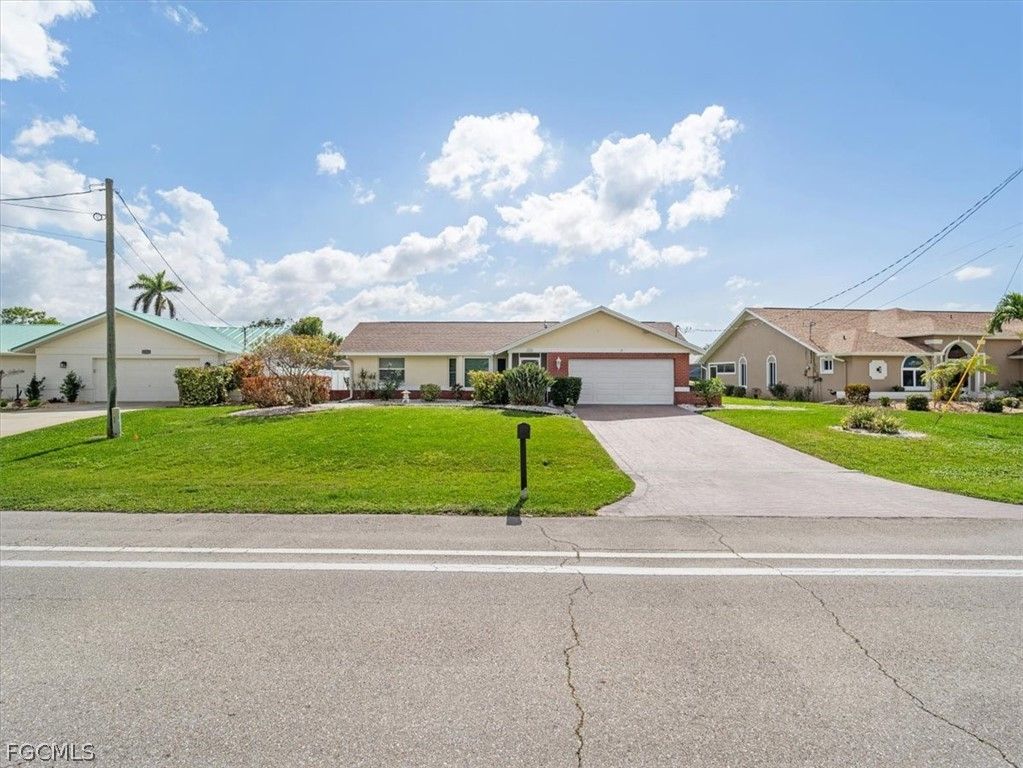 2608 Everest PKWY, Cape Coral, FL 33904