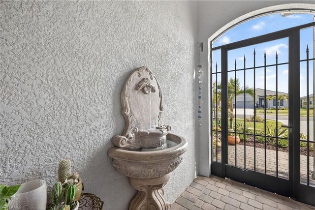 20641 Napa LOOP, Estero, FL 33928