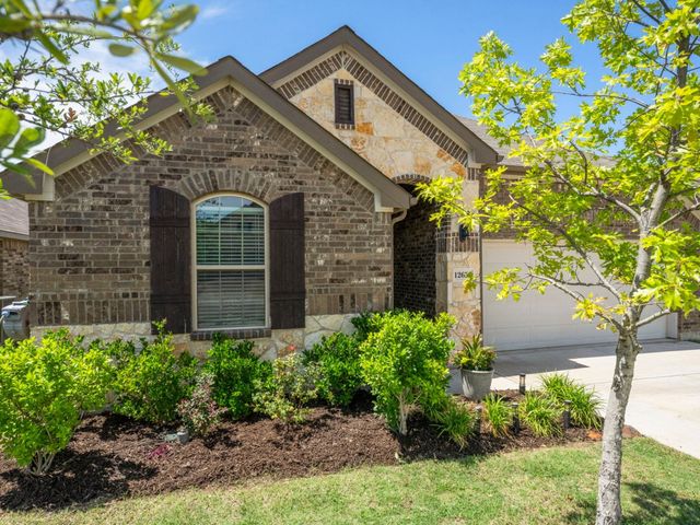 12652 Viewpoint Lane, Fort Worth, TX 76028