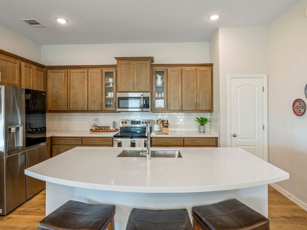 12652 Viewpoint Lane, Fort Worth, TX 76028