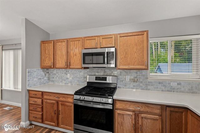 8929 Meadow Park Circle, Eagle River, AK 99577