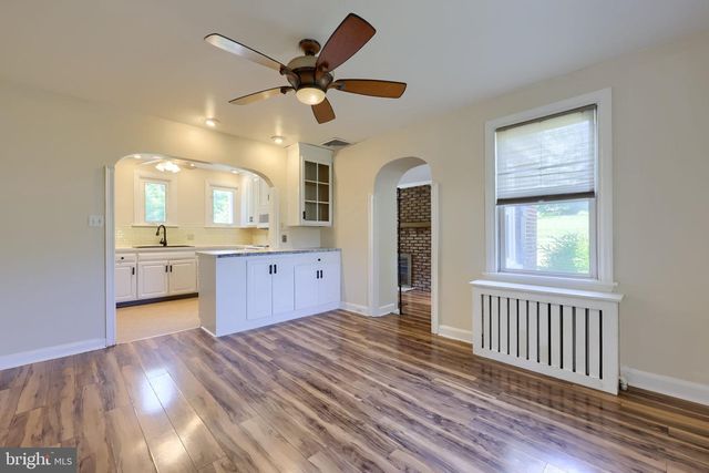 2162 MILLERSVILLE RD, Lancaster, PA 17603