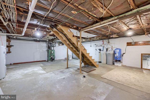 2162 MILLERSVILLE RD, Lancaster, PA 17603