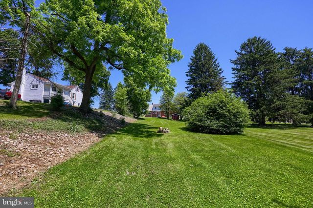 2162 MILLERSVILLE RD, Lancaster, PA 17603