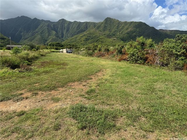 53-720 Kamehameha Highway 2A, Hauula, HI 96717