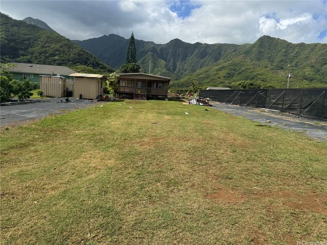 53-720 Kamehameha Highway 2A, Hauula, HI 96717