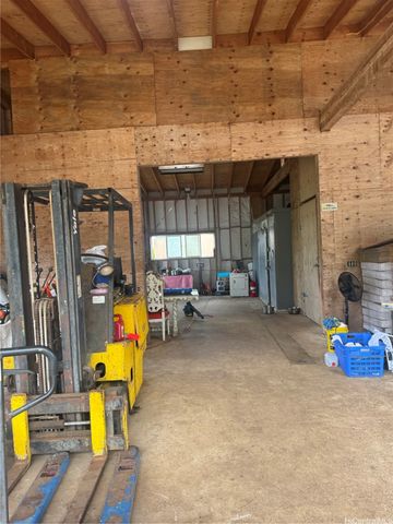 53-720 Kamehameha Highway 2A, Hauula, HI 96717