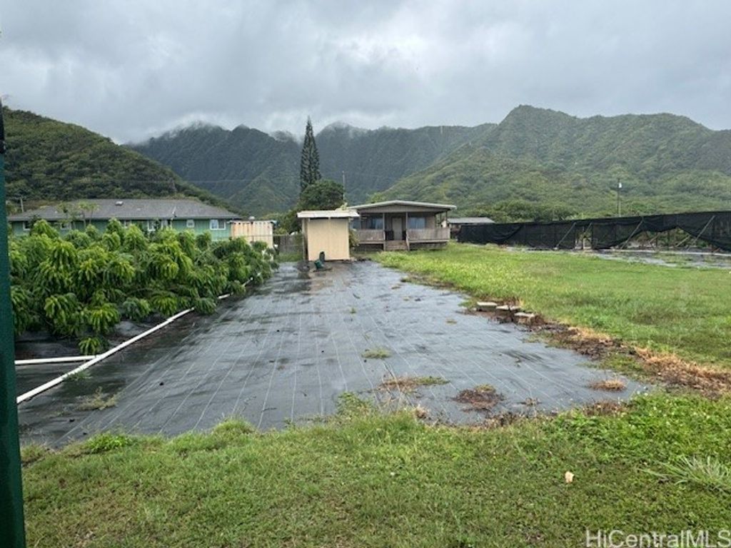 53-720 Kamehameha Highway 2A, Hauula, HI 96717