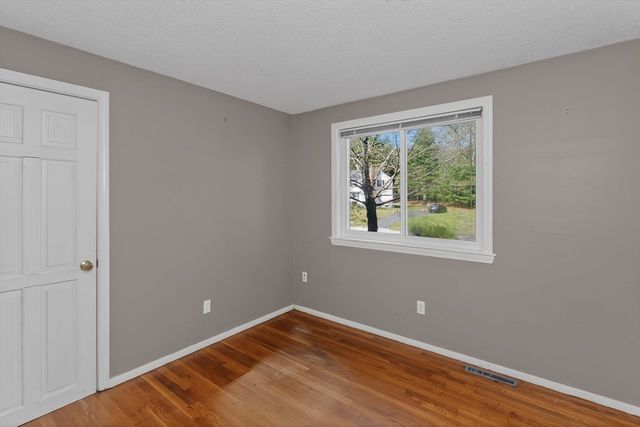 23 Roger Belanger Dr, Bellingham, MA 02019