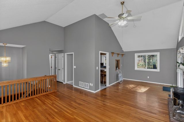 23 Roger Belanger Dr, Bellingham, MA 02019