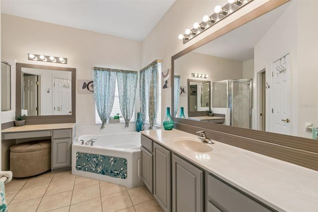 218 BAY DRIVE, Kissimmee, FL 34759