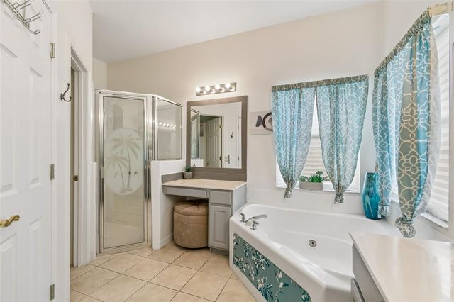 218 BAY DRIVE, Kissimmee, FL 34759