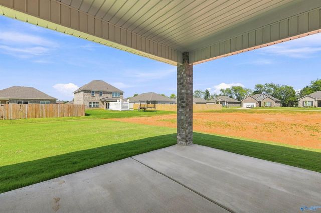 126 Ivy Vine Drive, Toney, AL 35773