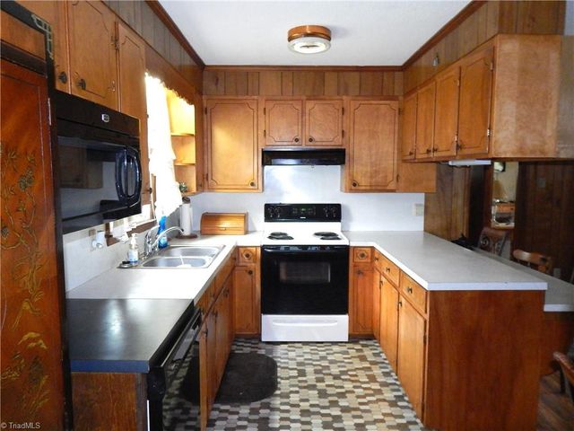 1662 Ralph Joyce Road, Sandy Ridge, NC 27046