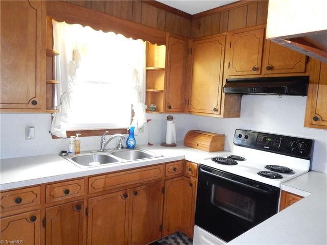 1662 Ralph Joyce Road, Sandy Ridge, NC 27046