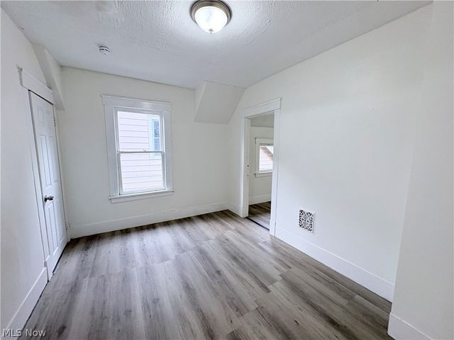 3233 W 94th Street 2, Cleveland, OH 44102