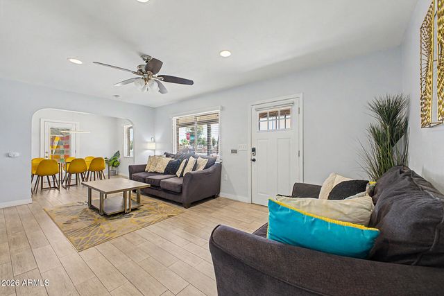 3132 N 15TH Avenue, Phoenix, AZ 85015