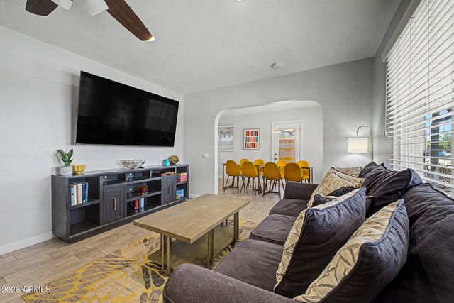 3132 N 15TH Avenue, Phoenix, AZ 85015