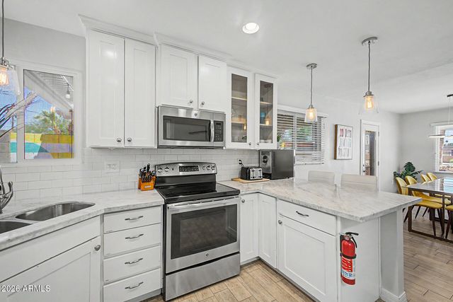 3132 N 15TH Avenue, Phoenix, AZ 85015