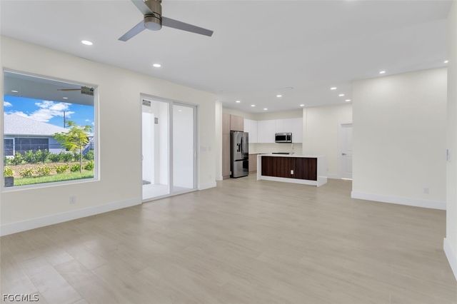 1831 Embers PKWY W, Cape Coral, FL 33993