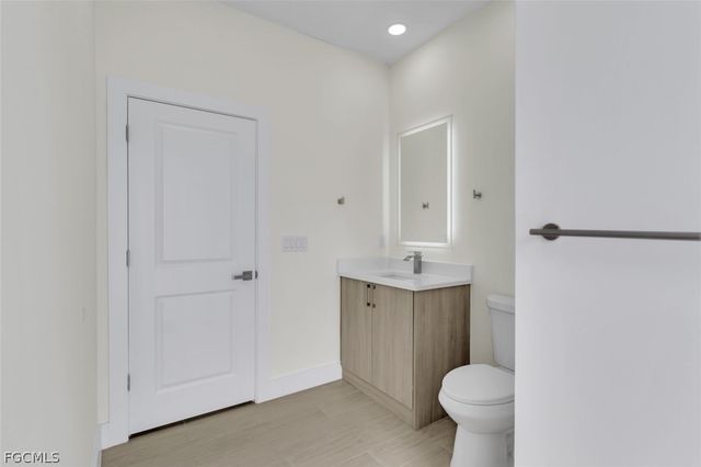 1831 Embers PKWY W, Cape Coral, FL 33993