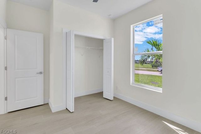 1831 Embers PKWY W, Cape Coral, FL 33993