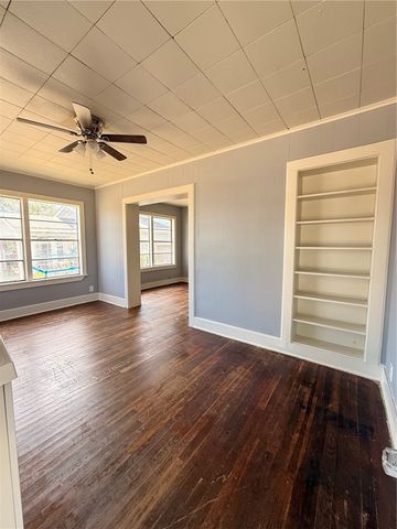 4033 Iturbide St, Corpus Christi, TX 78405