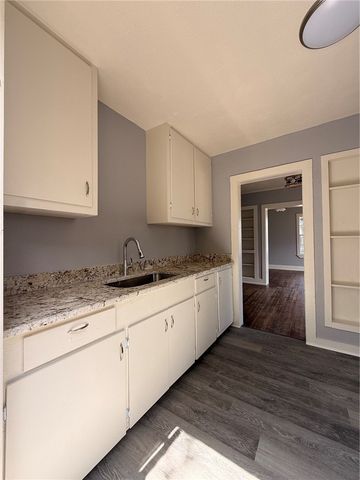 4033 Iturbide St, Corpus Christi, TX 78405