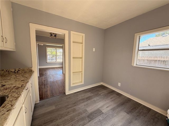4033 Iturbide St, Corpus Christi, TX 78405