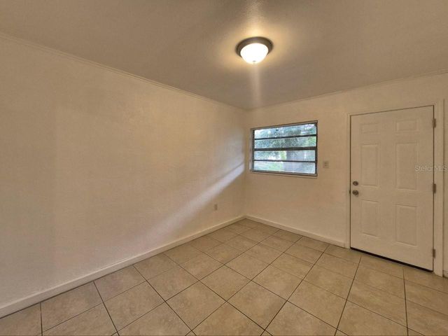 1726 W CHESTNUT STREET B, Tampa, FL 33607