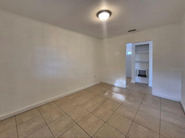 1726 W CHESTNUT STREET B, Tampa, FL 33607