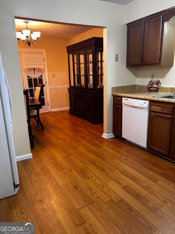 9143 Clubhouse Drive, Riverdale, GA 30274