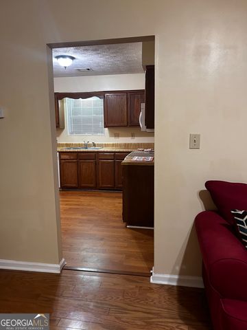 9143 Clubhouse Drive, Riverdale, GA 30274