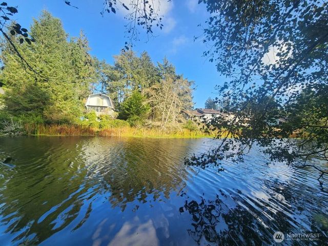 576 Makah Avenue SE, Ocean Shores, WA 98569