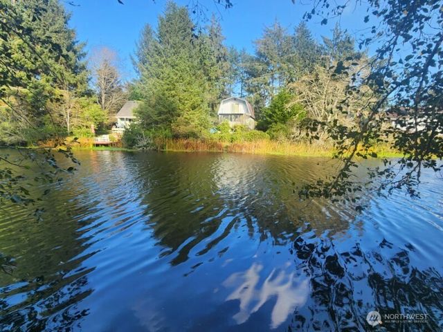 576 Makah Avenue SE, Ocean Shores, WA 98569