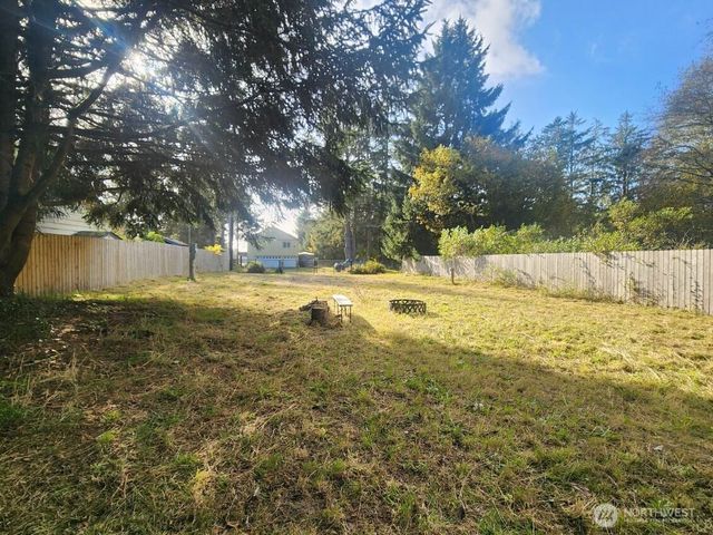 576 Makah Avenue SE, Ocean Shores, WA 98569