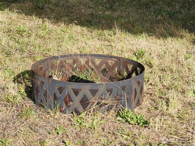 576 Makah Avenue SE, Ocean Shores, WA 98569