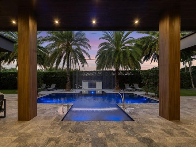 2213 NE 37TH Drive, Fort Lauderdale, FL 33308