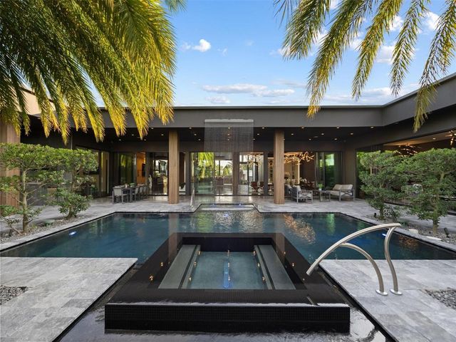 2213 NE 37TH Drive, Fort Lauderdale, FL 33308